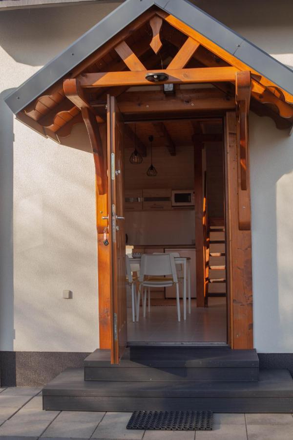 Pod Lipa Apartment Ustka Exterior photo